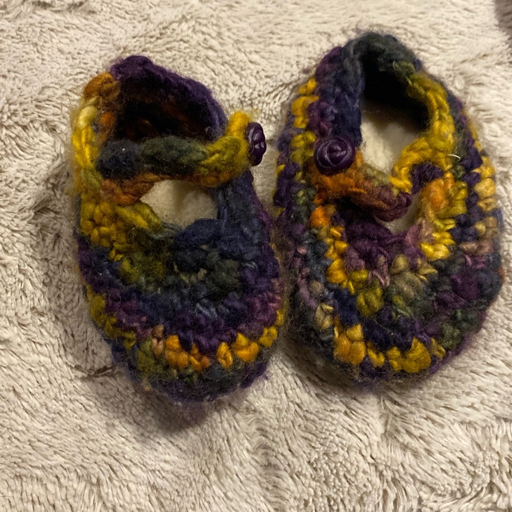 Handmade Padraig slippers Size 12-18 mos Purple Yellow Wool Shoes